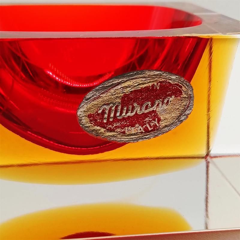 1960s Stunning Handcrafted Square Ashtray Or Catch All In Murano Glass By Flavio Poli For Seguso. photo vintage