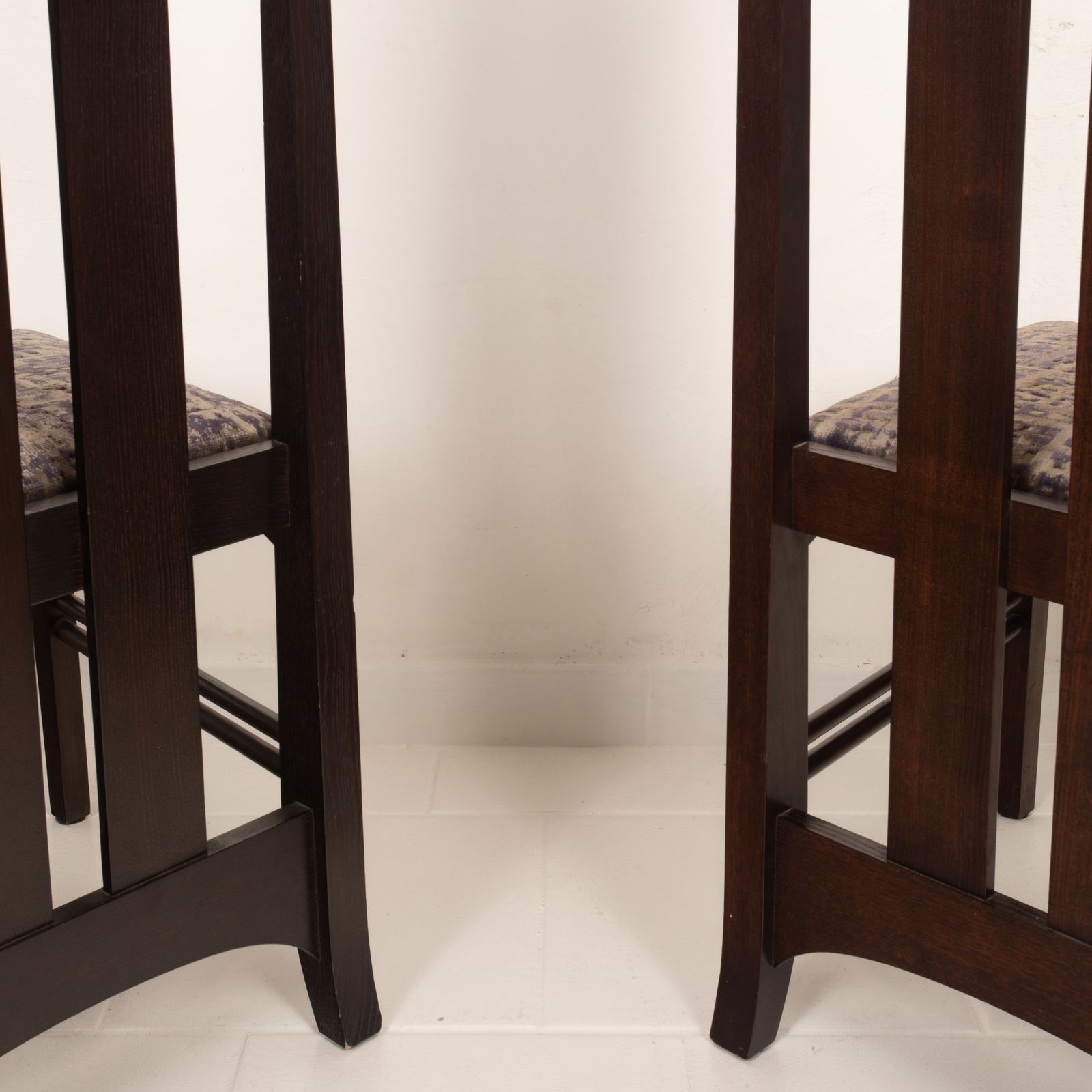 306 Ingram Low Chairs By Charles Rennie Mackintosh For Cassina photo vinterior