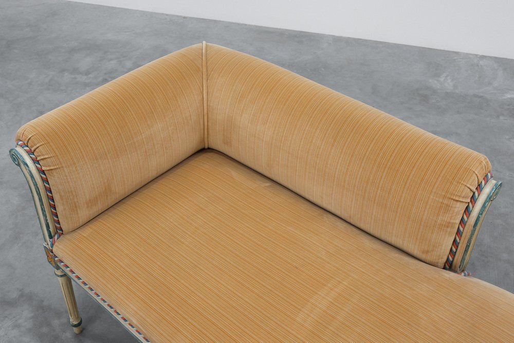 photo buy Neo Classical Chaise Lounge, France, 1990