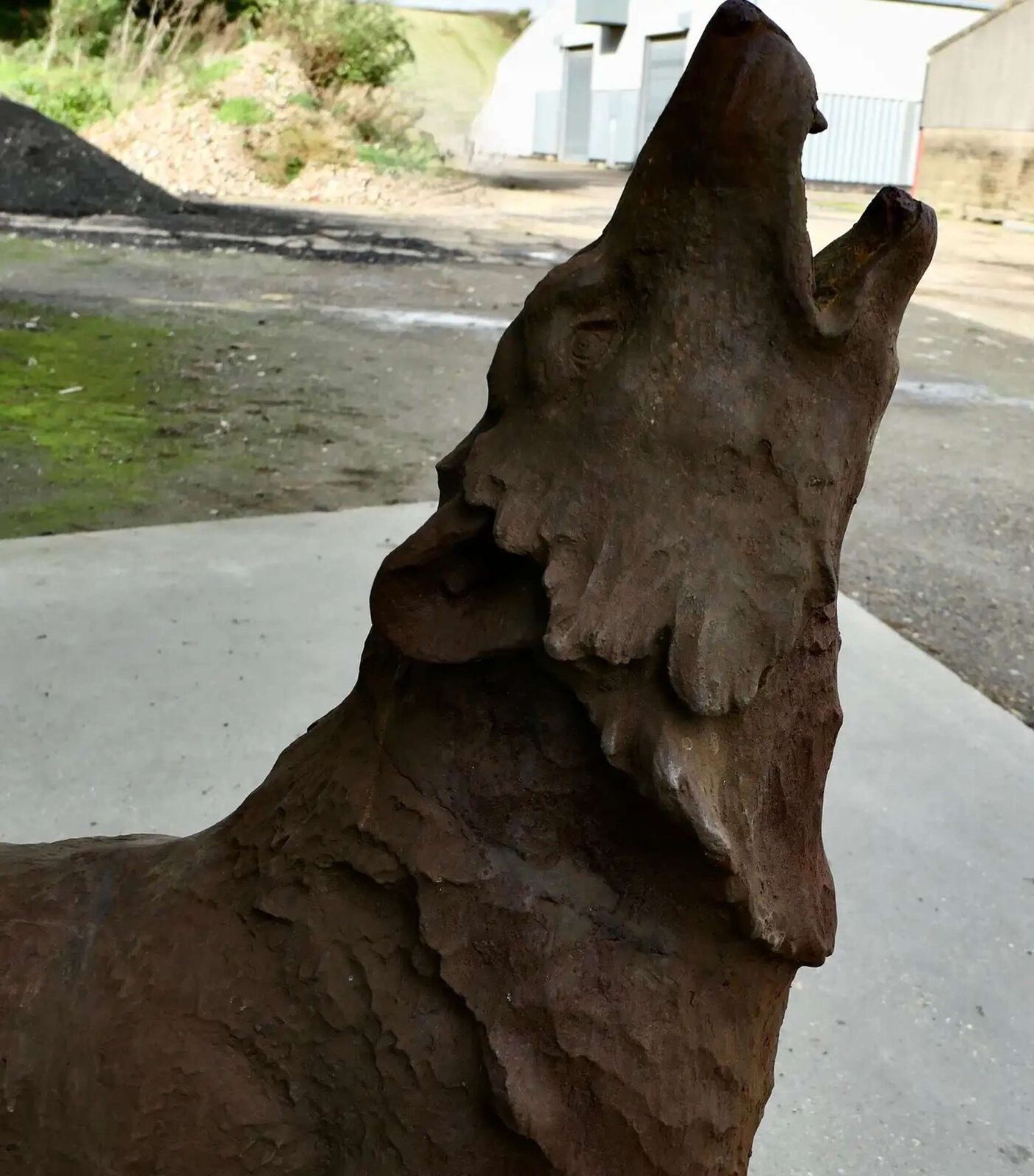 Cast Iron Statue Of A Huge Howling Wolf A Handsome If Terrifying Beast photo buy