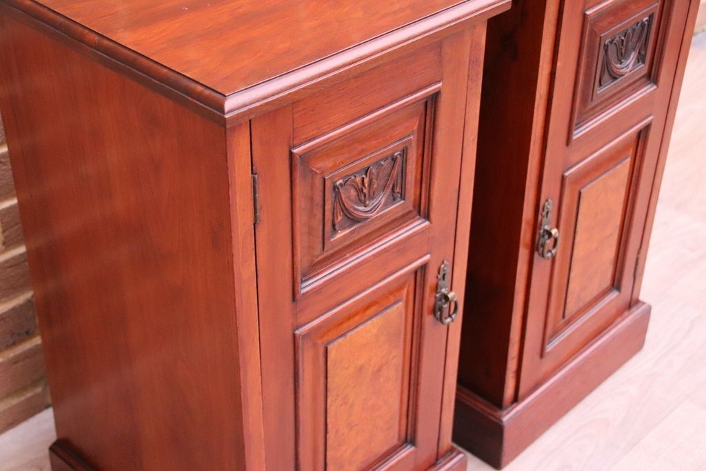 photo buy Pair Of Antique Mahogany Pot Bedside Tables
