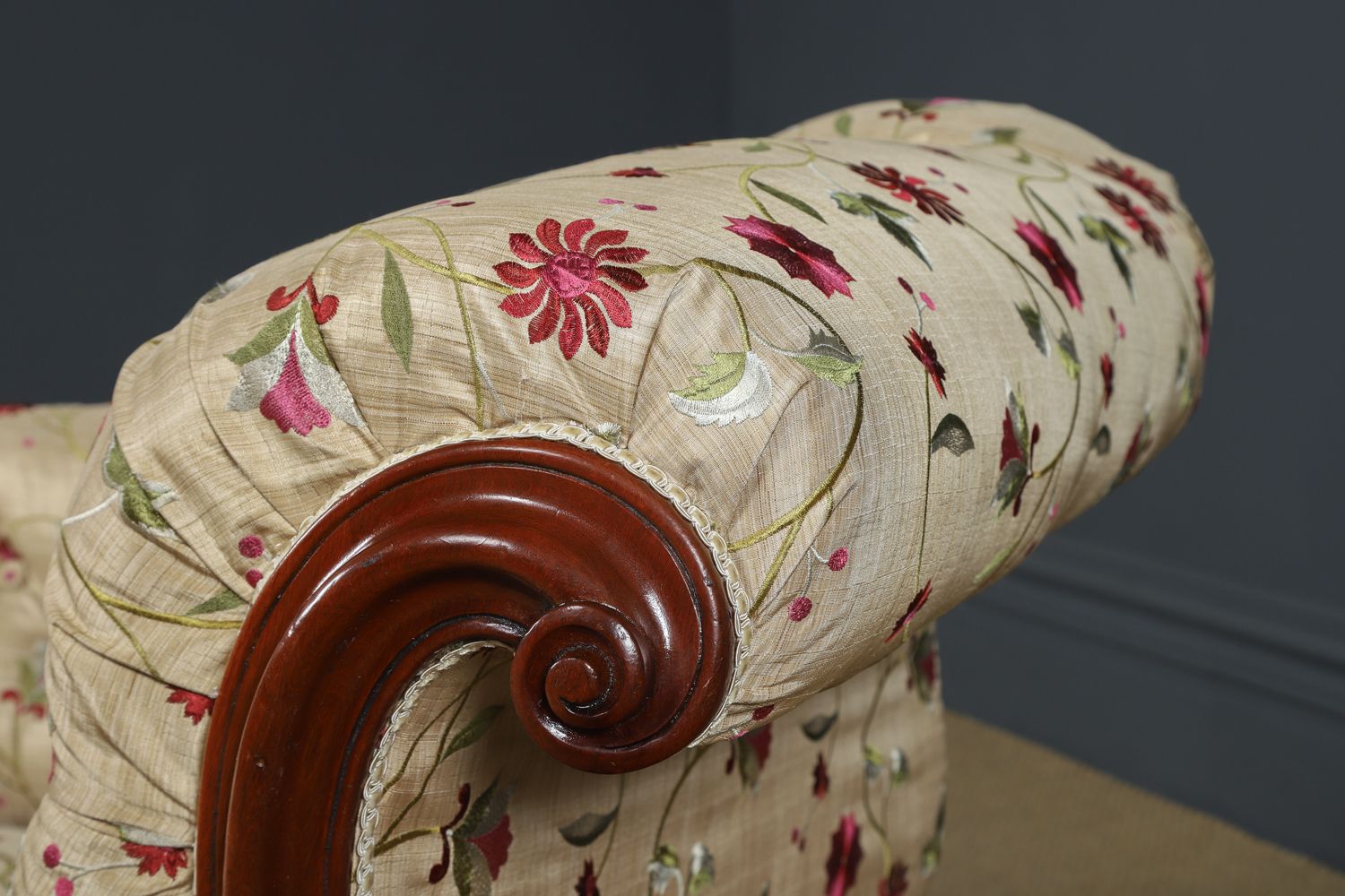 Furniture English Victorian Mahogany Upholstered Chaise Longue Sofa Couch Settee (Circa 1860) photo