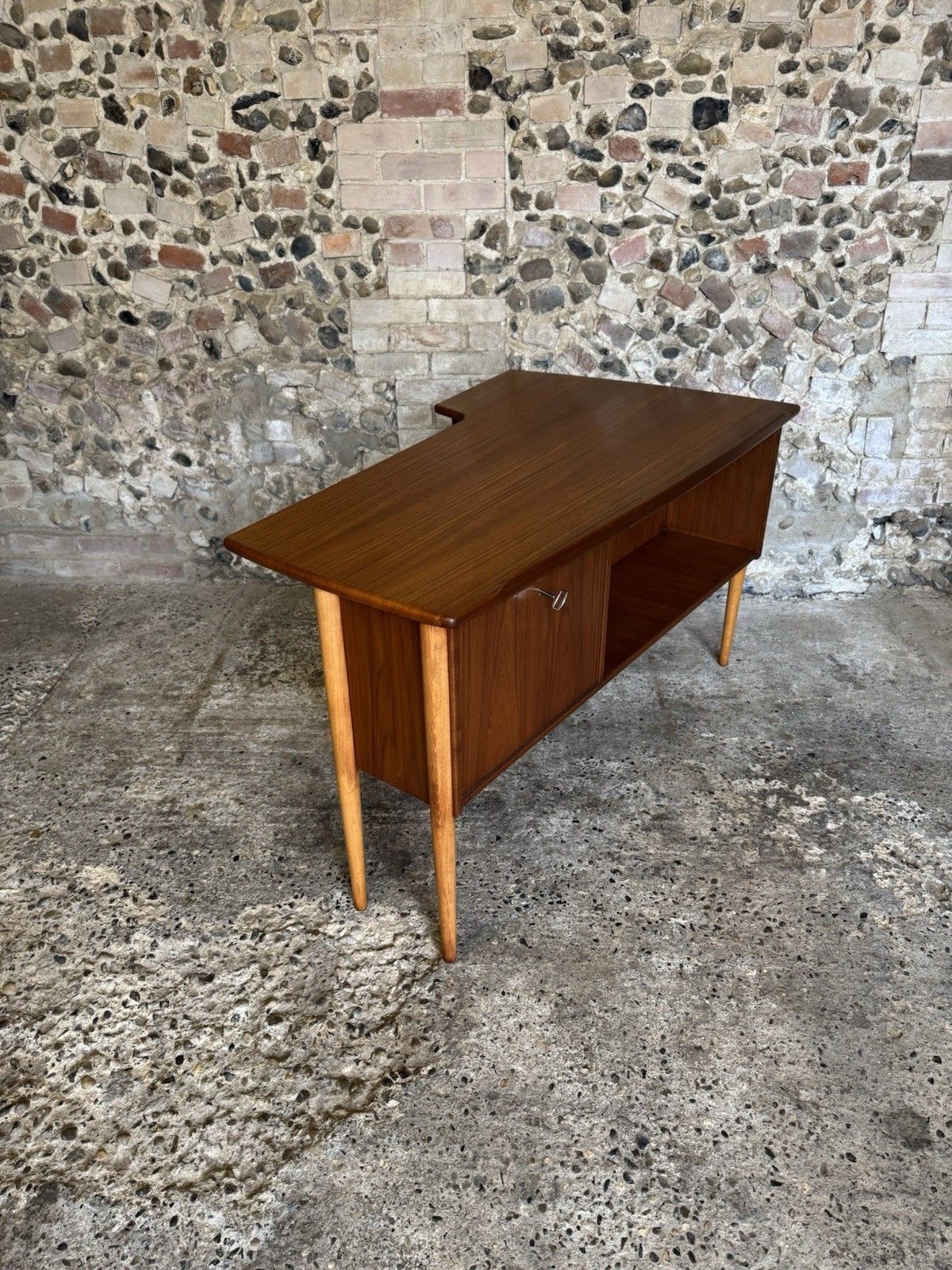 Furniture 🚛 Vintage Mid Century Teak Boomerang Desk By Gőran Strand Scandinavian Design photo