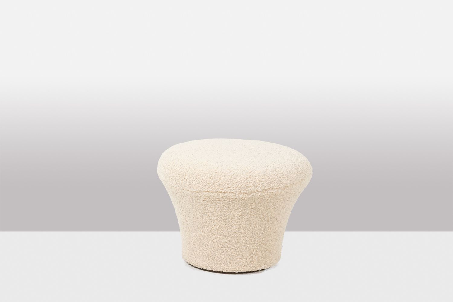 Pierre Paulin For Artifort. “F560 Mushroom” Ottoman. 1960s. photo furniture
