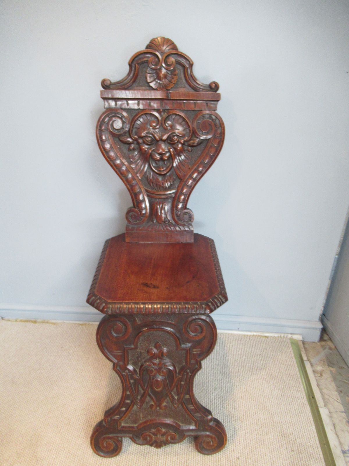 A Late Victorian Mahogany Carved Side / Hall Chair photo Furniture