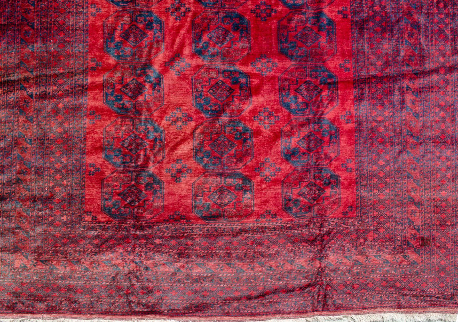 Antiek Aktche tapijt 420x366cm photo buy