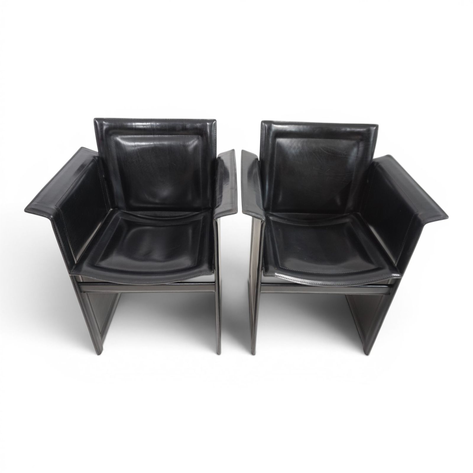 photo for sale Set van 2 Arrben Solaria fauteuils in zwart leer van Tito Agnoli, 1970