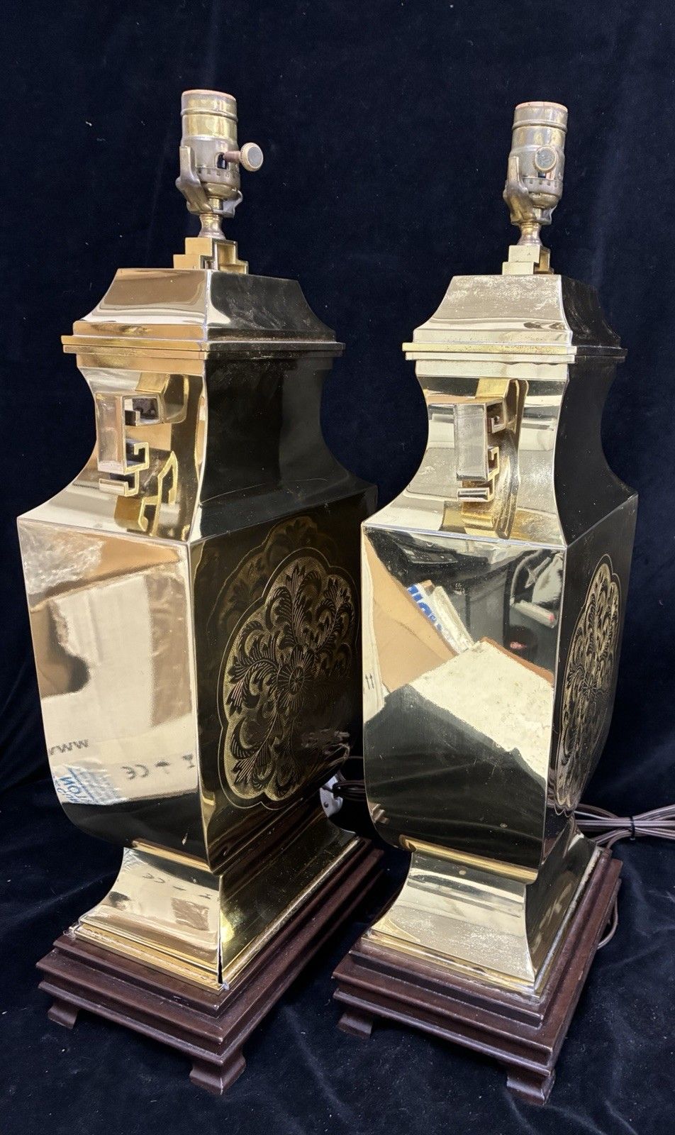 Pair Of Large Table Lamps Hollywood Regency Oriental Pagoda Brass On Wood Plinth photo 295.0