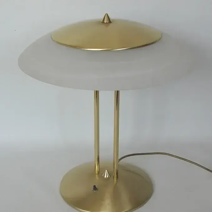 Moderne tafellamp, jaren 1980 | Dimbaar | Messing en glas photo buy