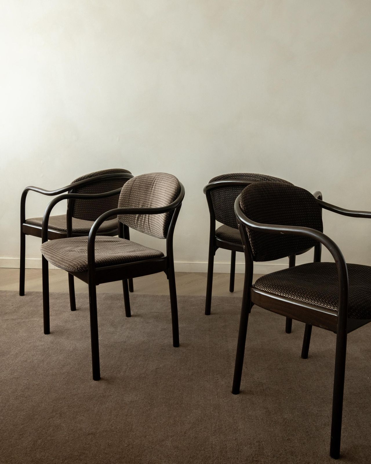 Postmodern Bentwood Dining Chairs 235 F Hartmut Lohmeyer Thonet, 1980s, Set Of 4 photo furniture