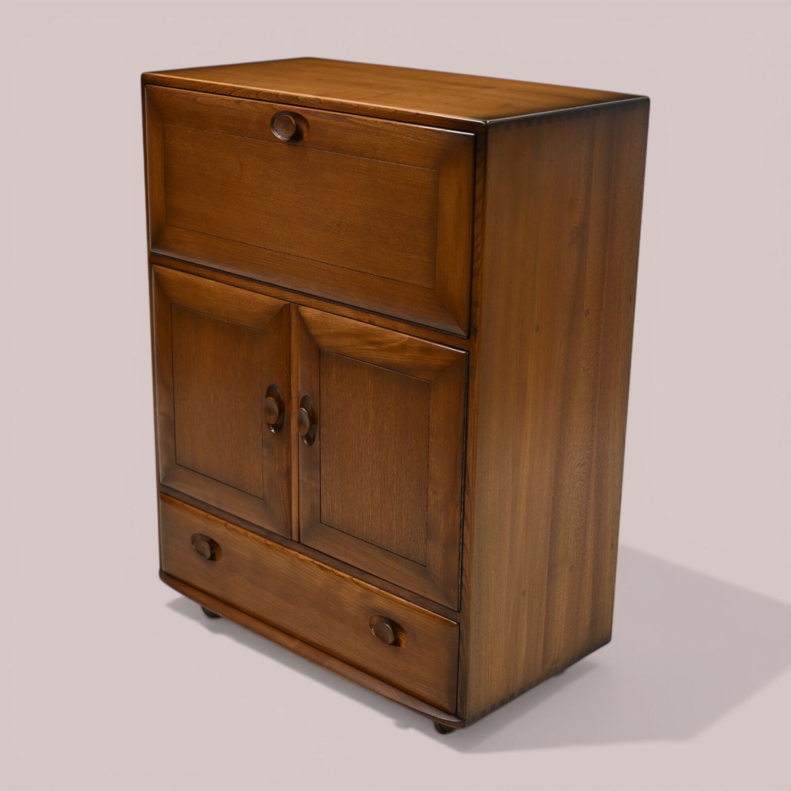 Ercol Drinks Cabinet Golden Dawn Exc Free Uk Delivery photo for sale