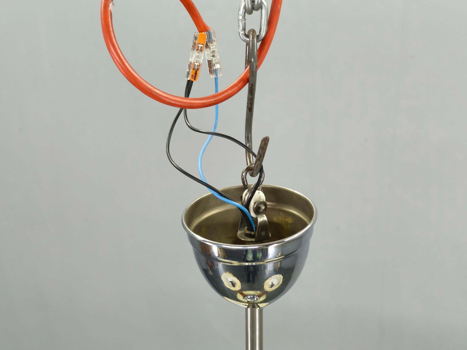 photo for sale Art Deco Hanglamp uit de jaren 1940 – Tsjecho-Slowakije – Walnoot, Chroom en Glas