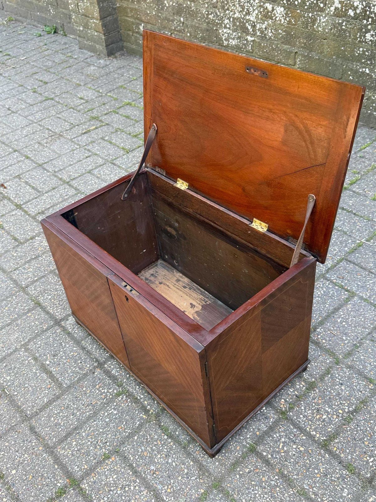 Antique Victorian Mahogany Veneered Tea Caddy / Document Box – 19th Century (55cm W X 37cm H X 33cm D) photo vintage