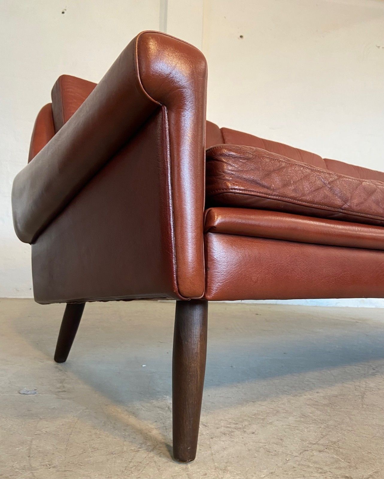 photo buy Svend Skipper  3 Person Sofa In Chestnut Brown  Leather 1960,S