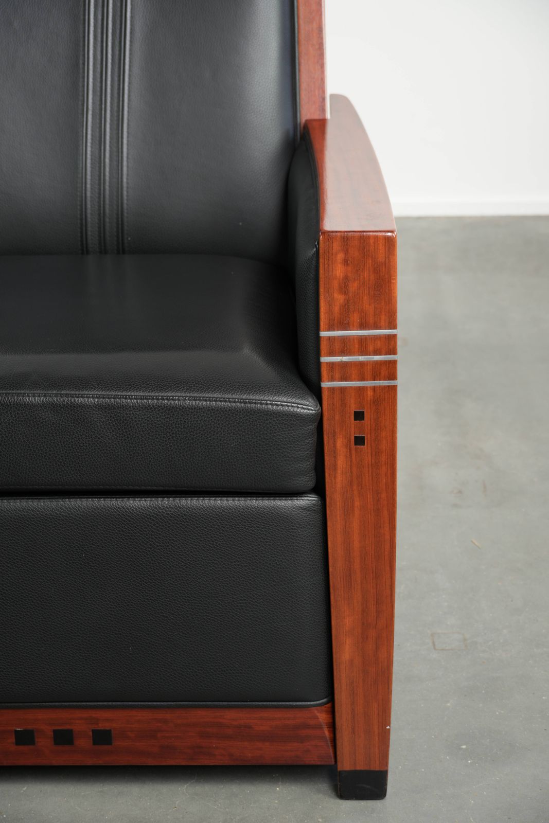 4329.0 Luxury Electrically Adjustable Schuitema Art Deco Design Recliner From The Decoforma Series With Black Cow Leather photo