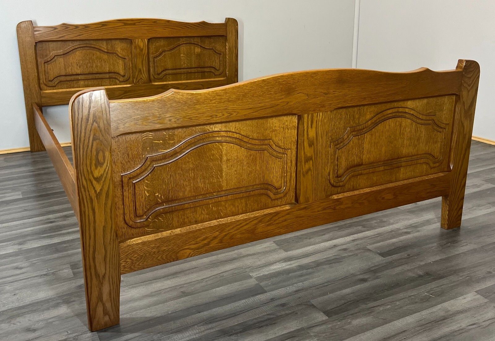 Bed Vintage French Style Oak Double Bed Frame Carved Headboard Lot 2991