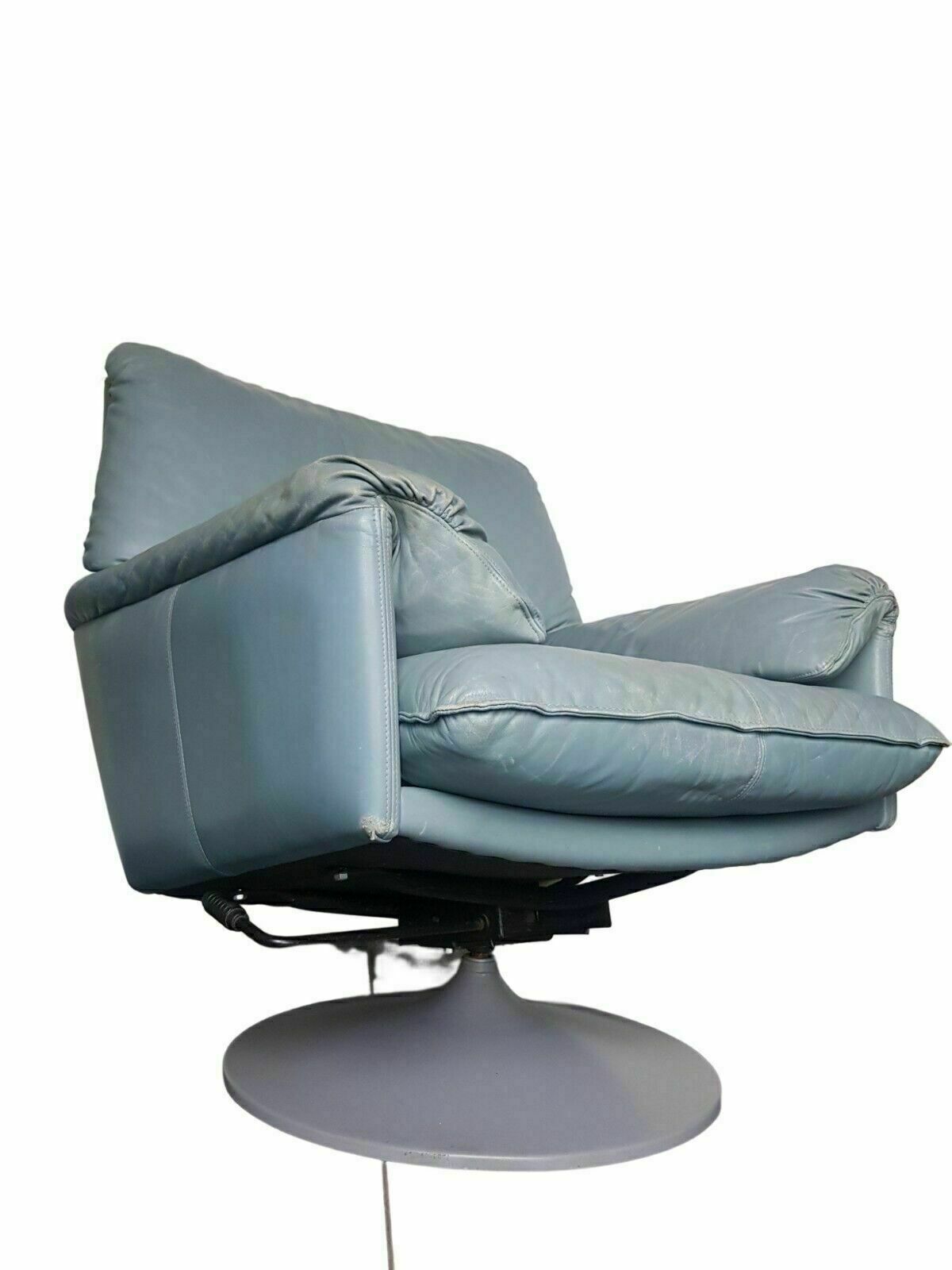 Mid Century Leather Swivel Armchair By Alex Hentoven For Leolux