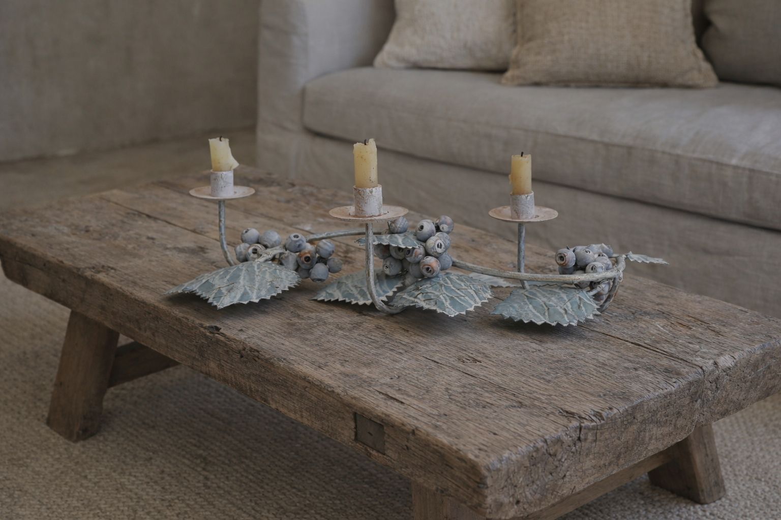 Rare Vintage Grapevine Metal Candle Holder With Blue‑Green Leaves