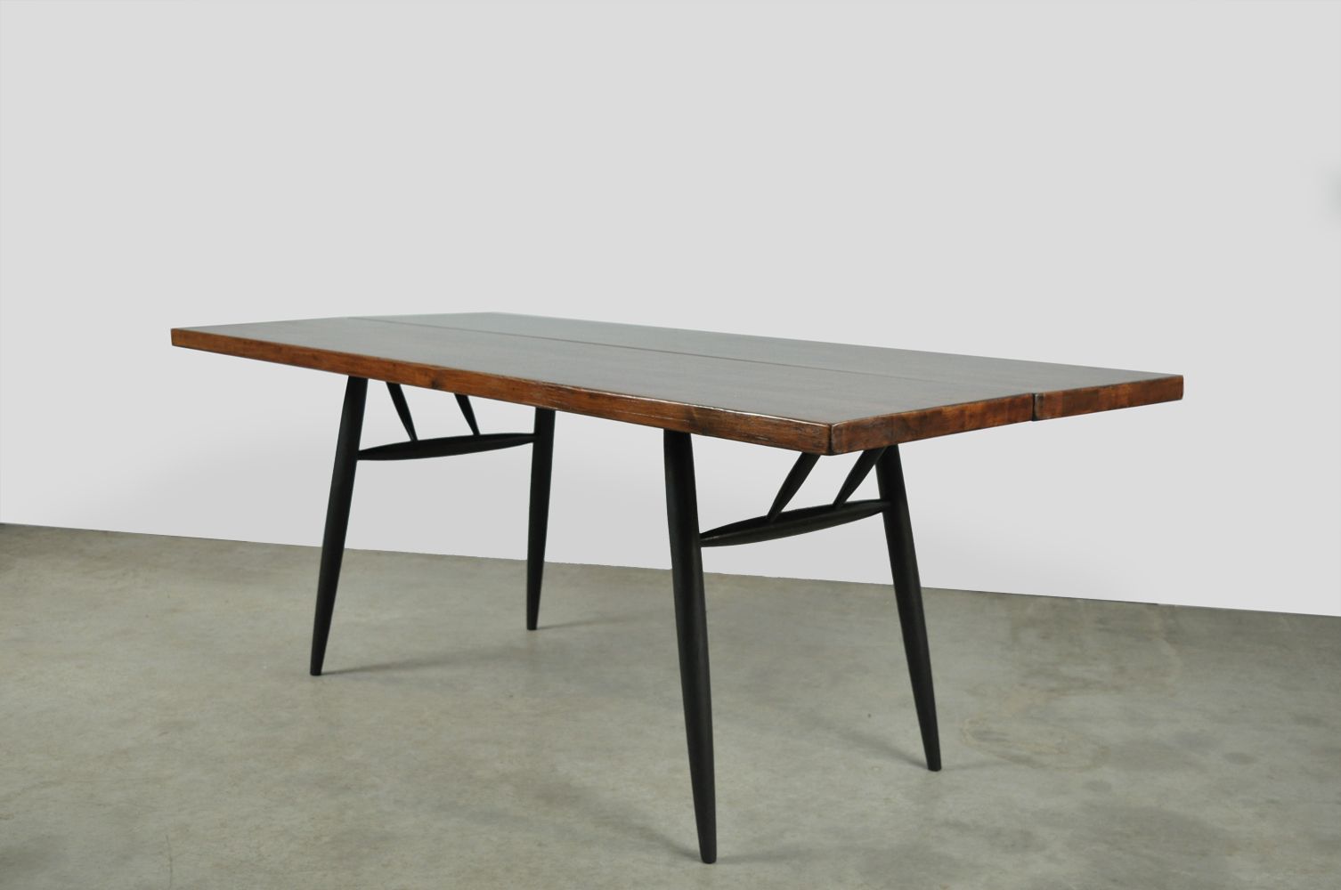 Scandinavisch Laukaan Puu "Pirkka" Tapiovaara eettafel, ca. jaren 1950