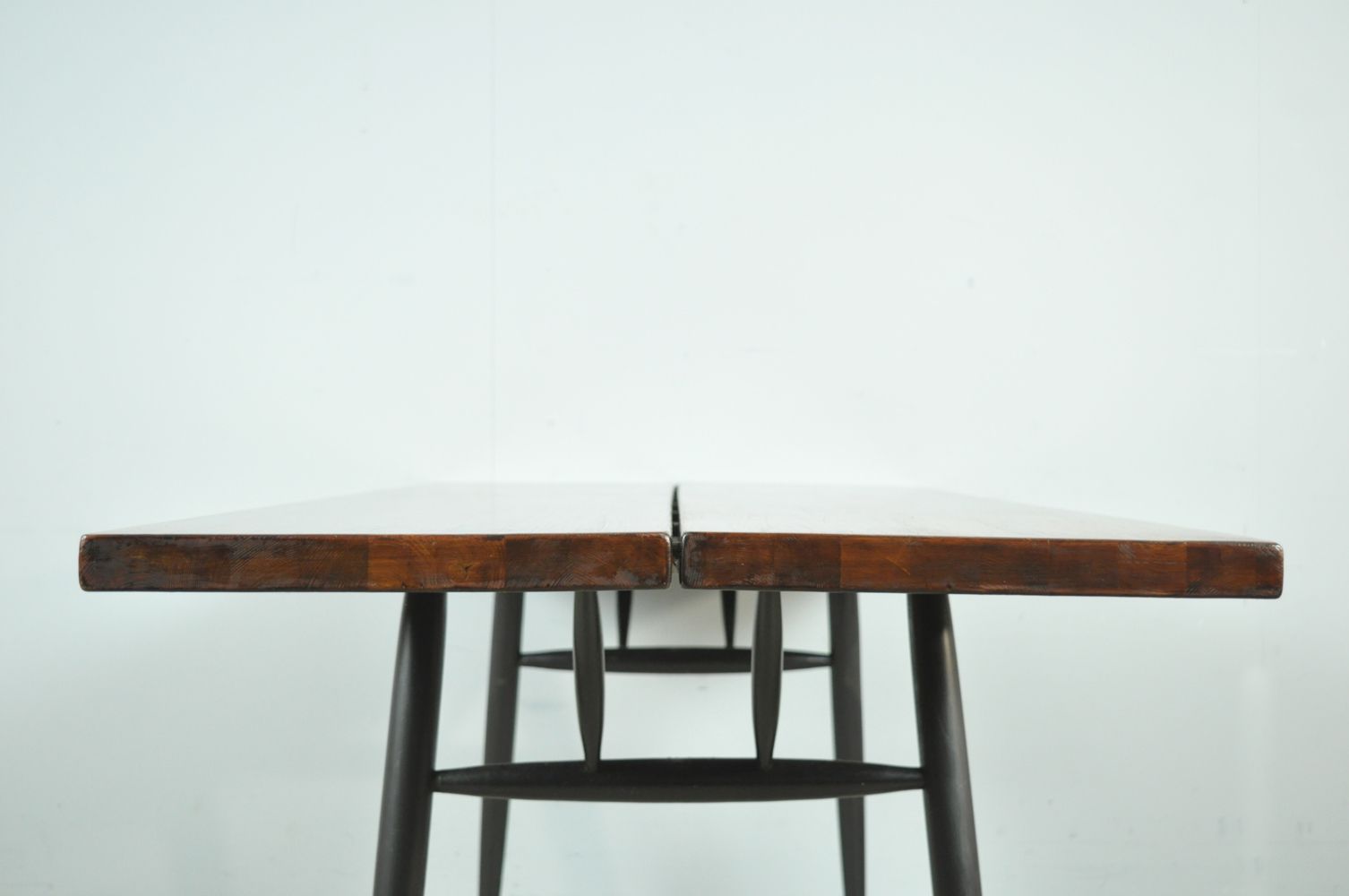 photo furniture Scandinavian Laukaan Puu “Pirkka” Tapiovaara Dining Table, 1950s