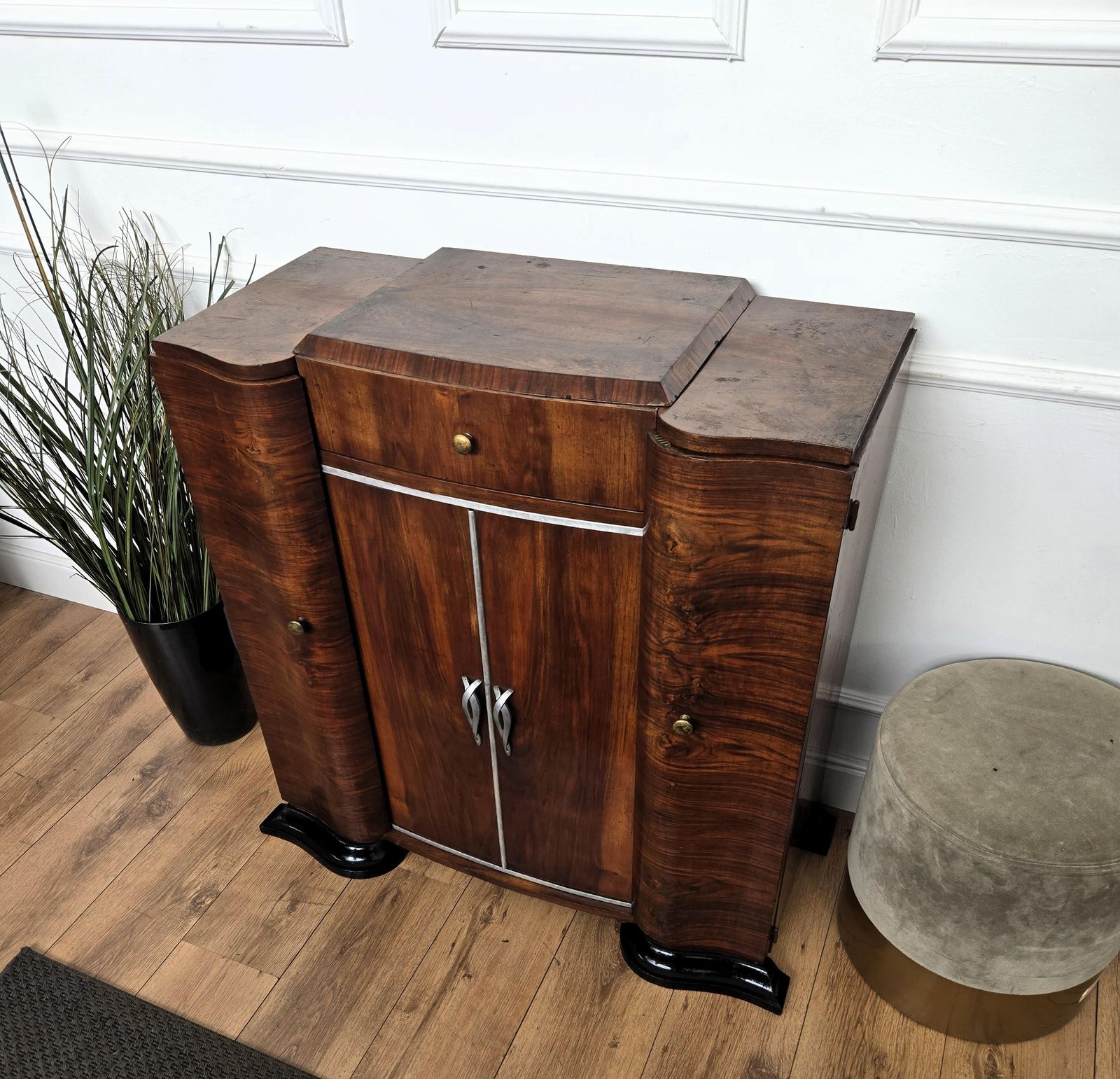 photo furniture Italian 1940s Art Deco Mid Century Walnut Burl Dry Bar Cabinet