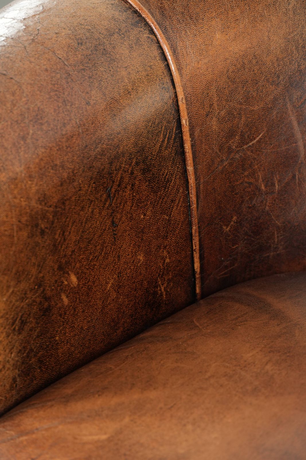 Furniture Characterful And Comfortable Club Armchair Made Of Sheepskin With A Fixed Seat Cushion And Excellent Colors photo