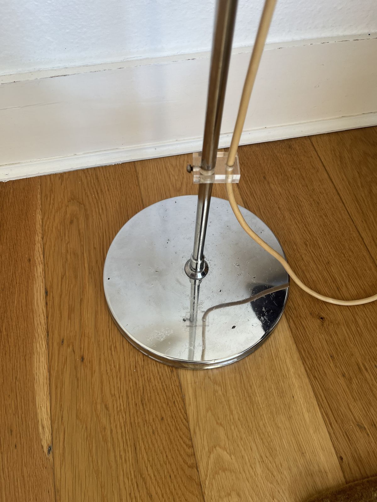 Vintage Guzzini Lucerna Floor Lamp For Meblo Designer Rare photo for sale