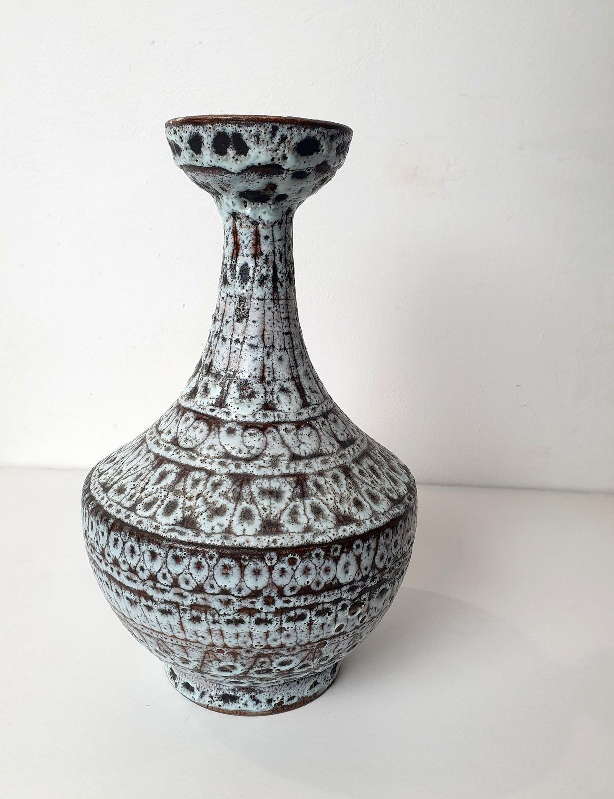 photo furniture Mid Century Modern Italian Ceramic Vase, White And Gray Glaze, 1930s