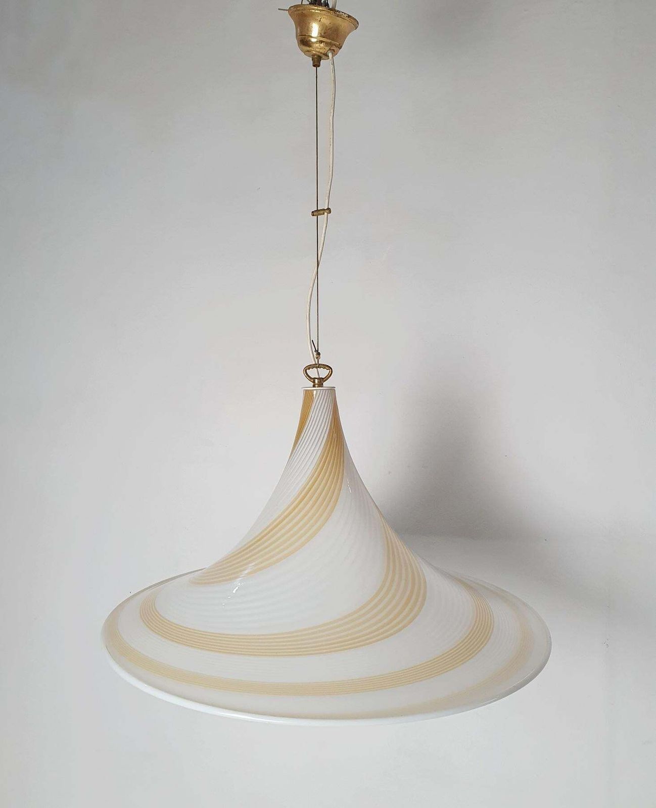Murano Glass Swirl Pendant Lamp, Handmade, Modern Design, Italy, 1970s photo vinterior