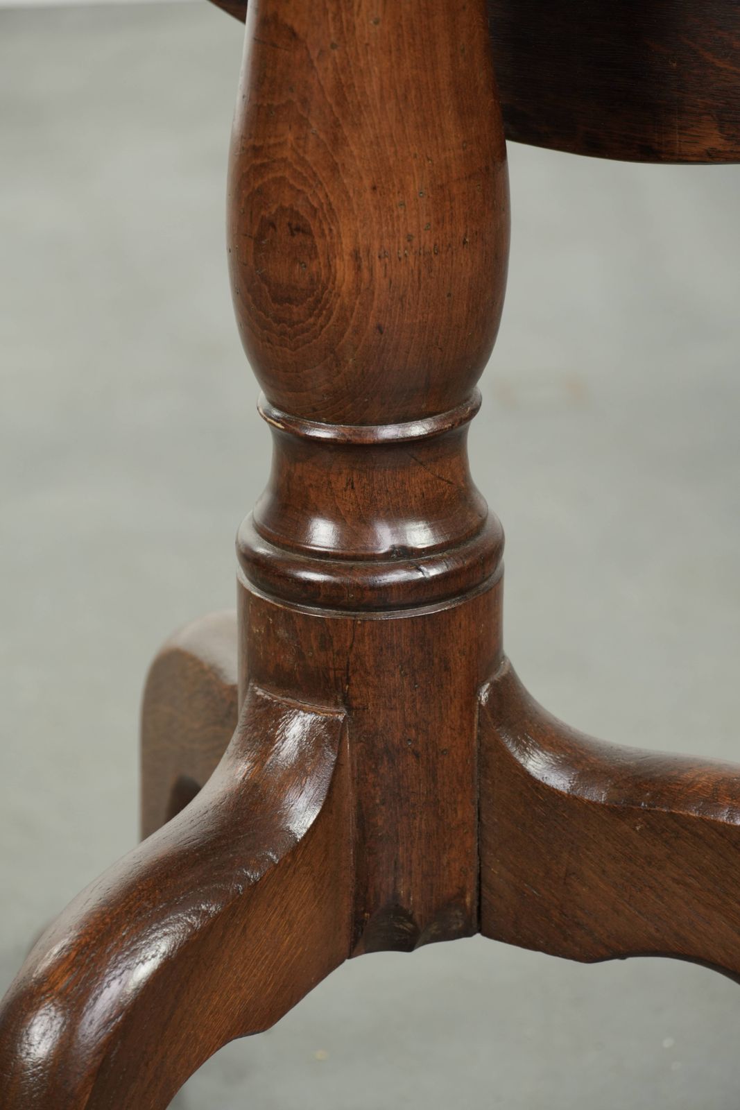 Antieke Engelse eiken tilt-top tafel, sidetafel, eind 18e eeuw, mooie kleuren photo buy