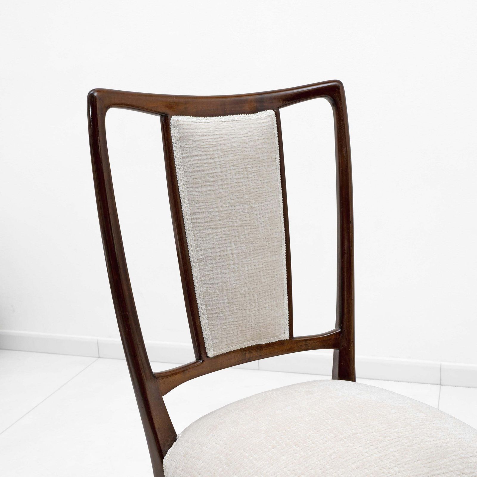 photo furniture Set Of 8 Mid Century Modern Italian Bouclè Dining Chairs, 50s