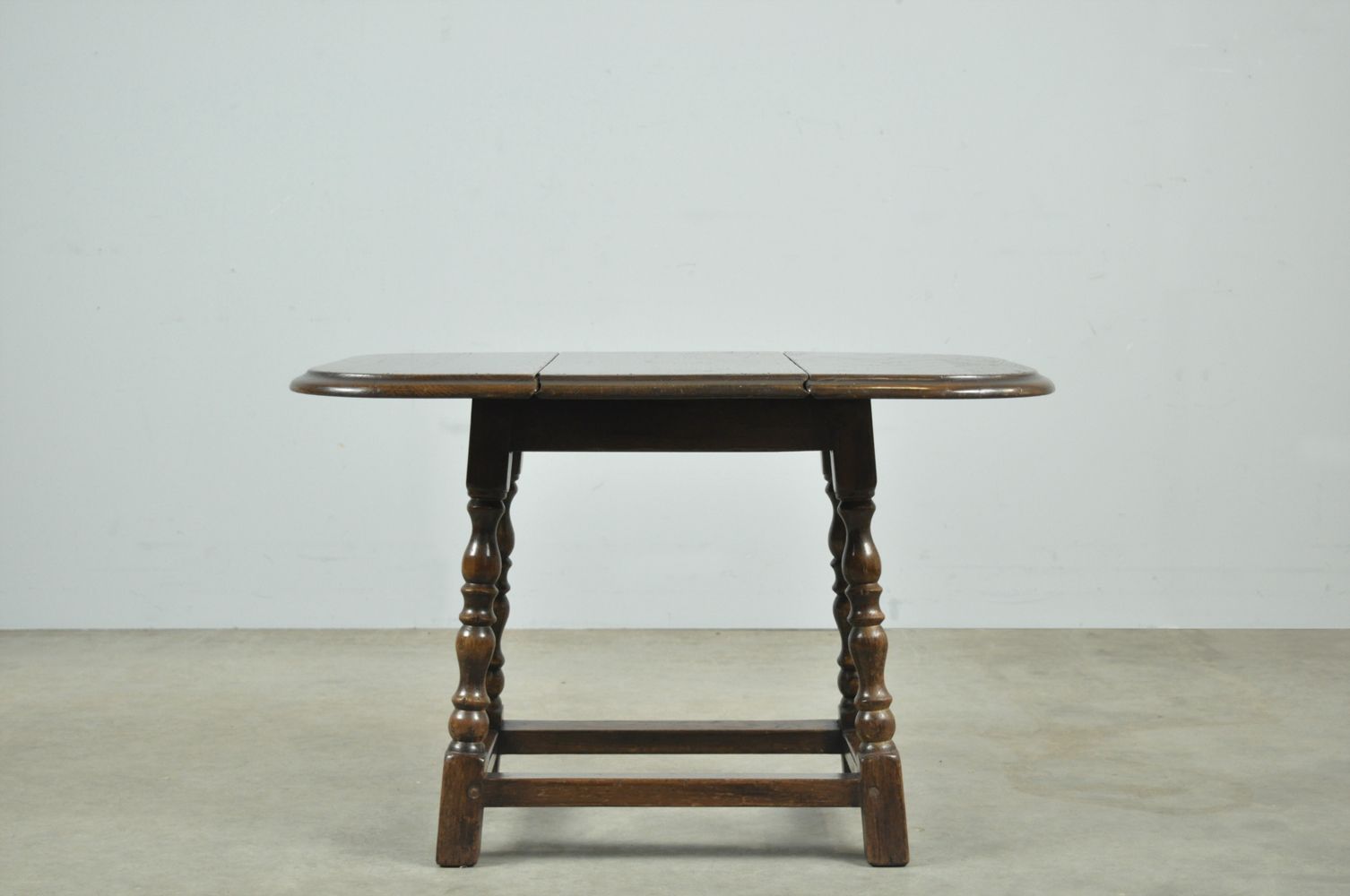 photo buy Young Antique Oak Drop Leaf Side Tables, Netherlands 1920s