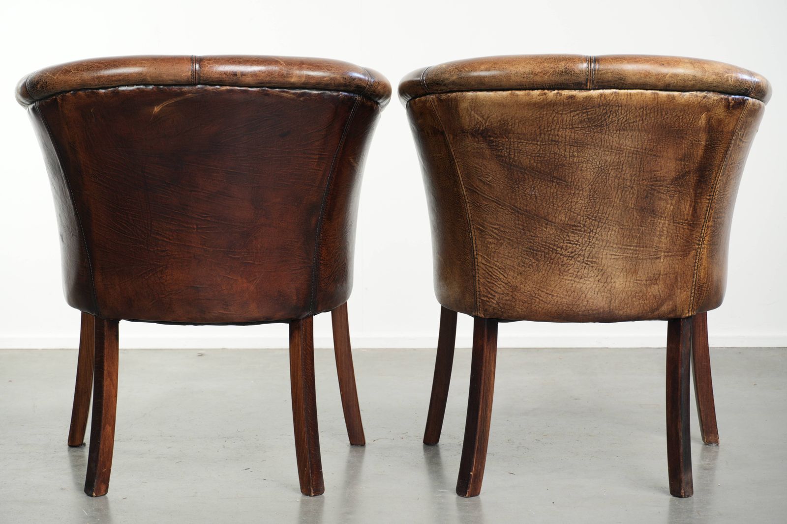 Set Van Twee Schapenlederen Fauteuils Met Karakter En Mooie Patina photo for sale