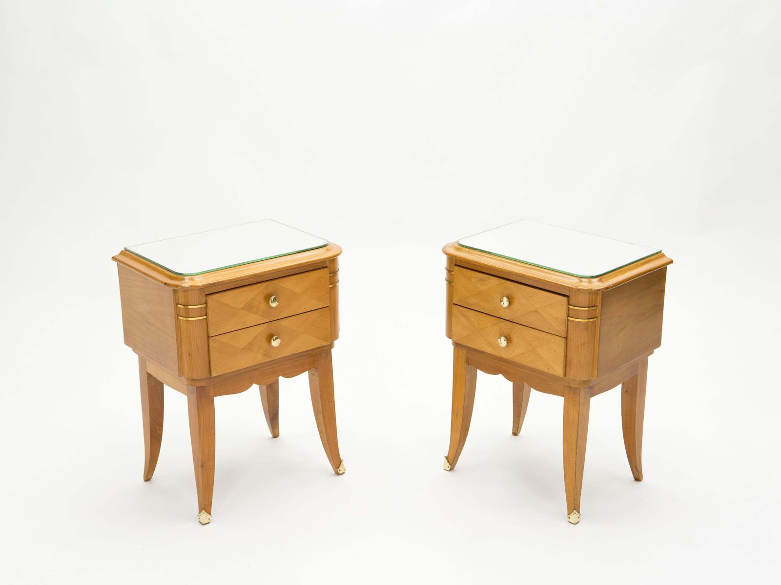 Tables de chevet françaises en sycomore et laiton, 2 tiroirs, par Jean Pascaud, années 1940 photo Mobilier