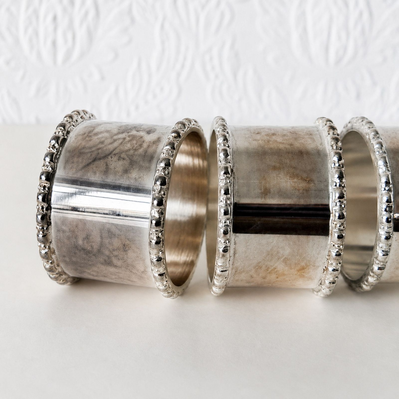 Set Of Four Vintage Silver Plated Beaded Napkin Rings photo Home Decor