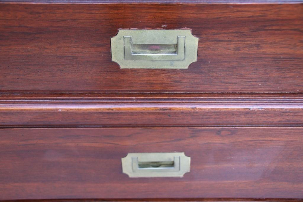 photo vinterior Directors Campaign Pedestal Desk