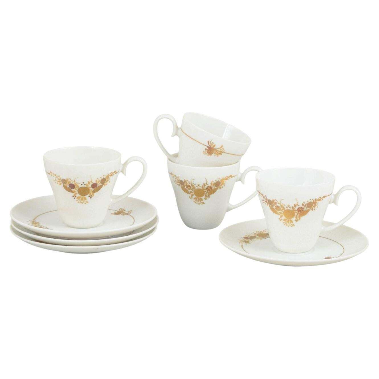 Bjørn Wiinblad voor Rosenthal. Vier koffiekopjes met schoteltjes. Romanze-serie.