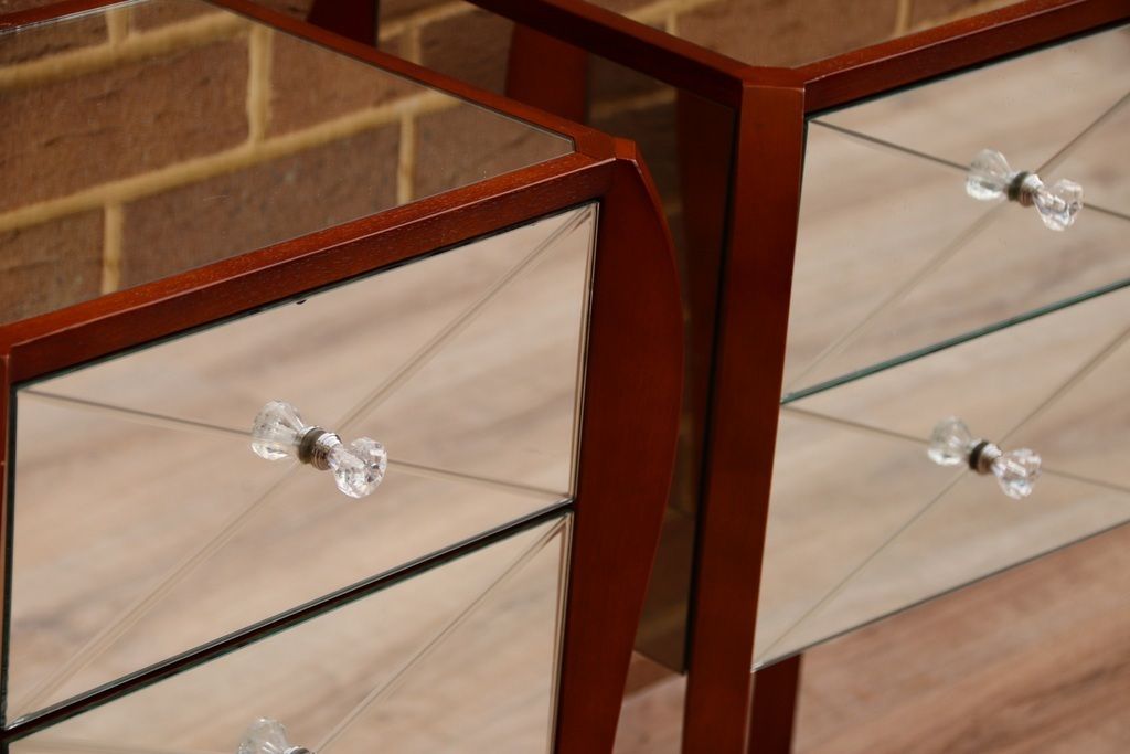 photo vinterior Pair Of Laura Ashley Mirrored Bedside Tables