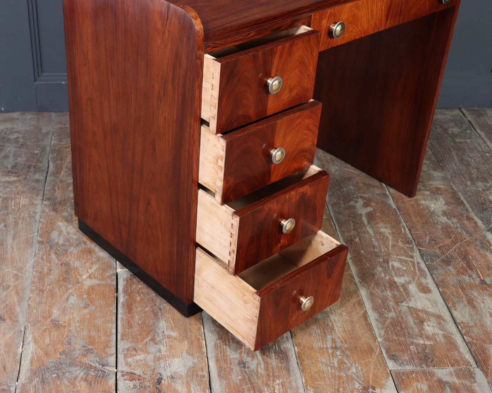 photo vinterior French Art Deco Single Pedestal Desk