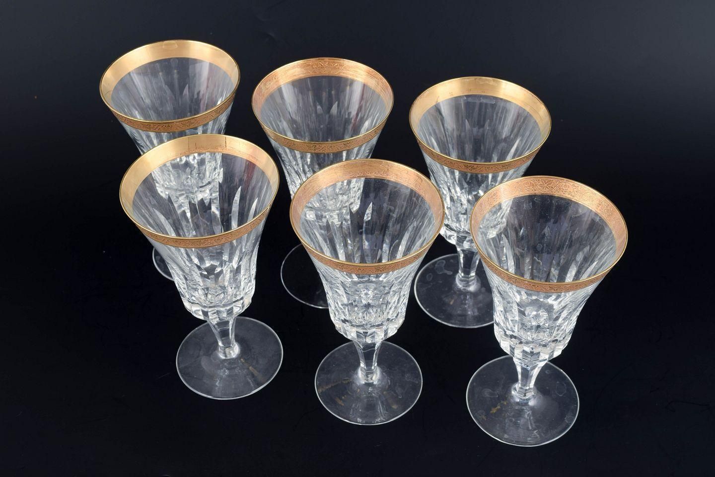 Artemisia. Cinq verres à vin rouge en cristal avec décoration en or 24 carats. photo furniture