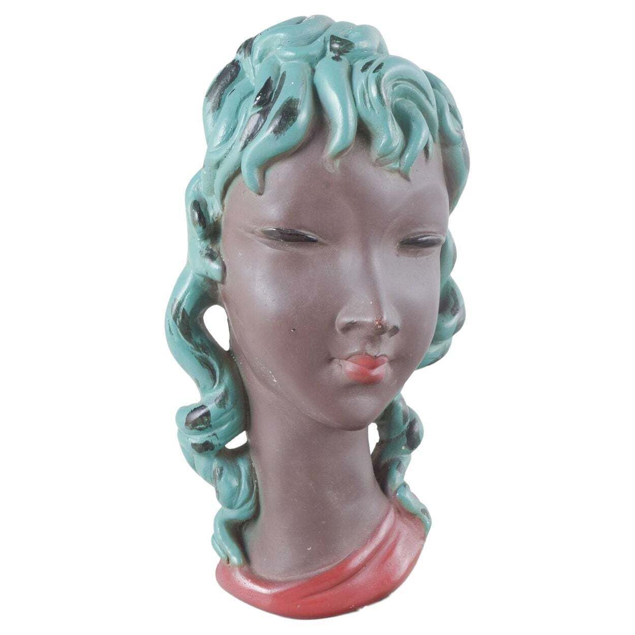 Buste en céramique Gino Manca, femme aux cheveux turquoise, milieu du XXe siècle.