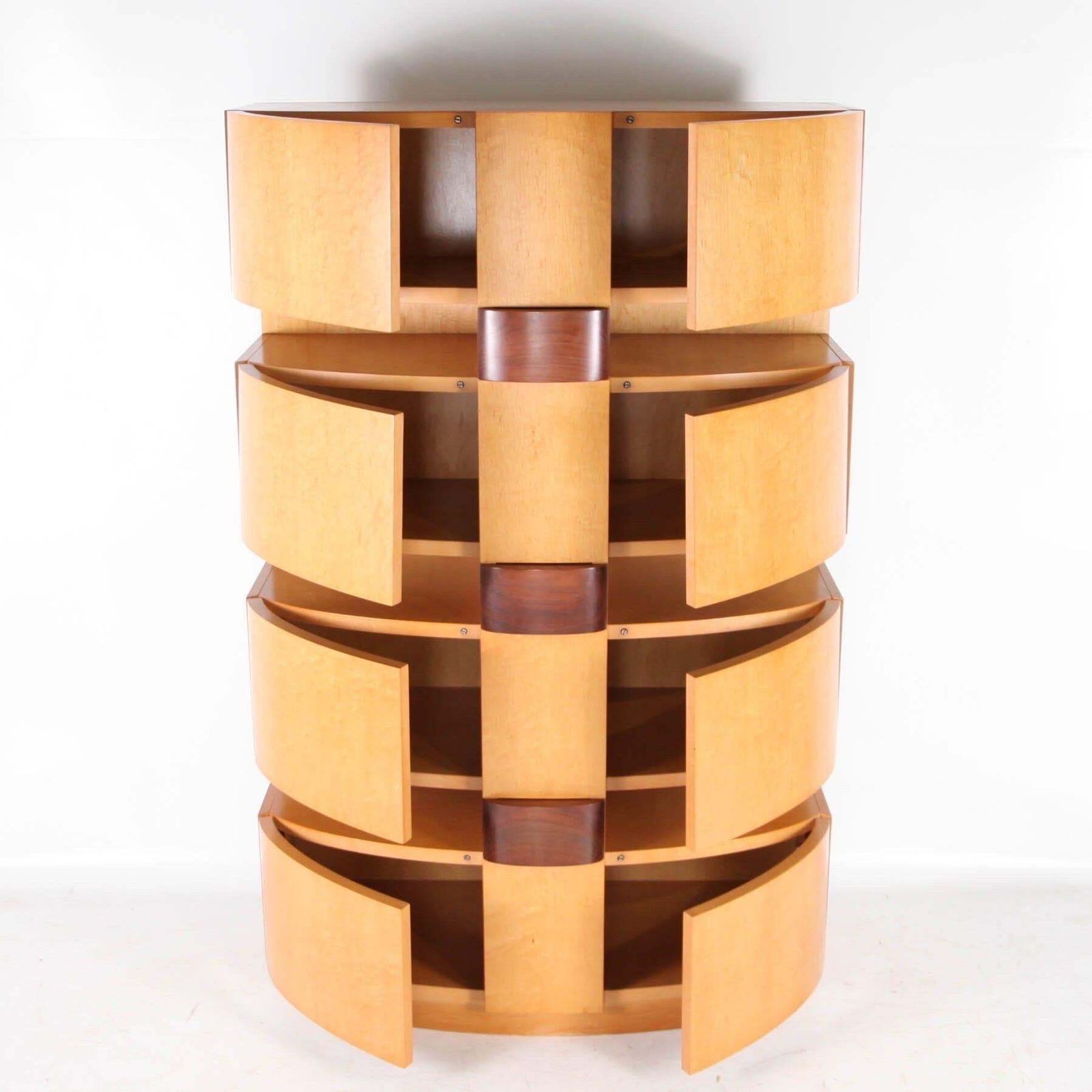 photo furniture Japanese Chest Of Drawers