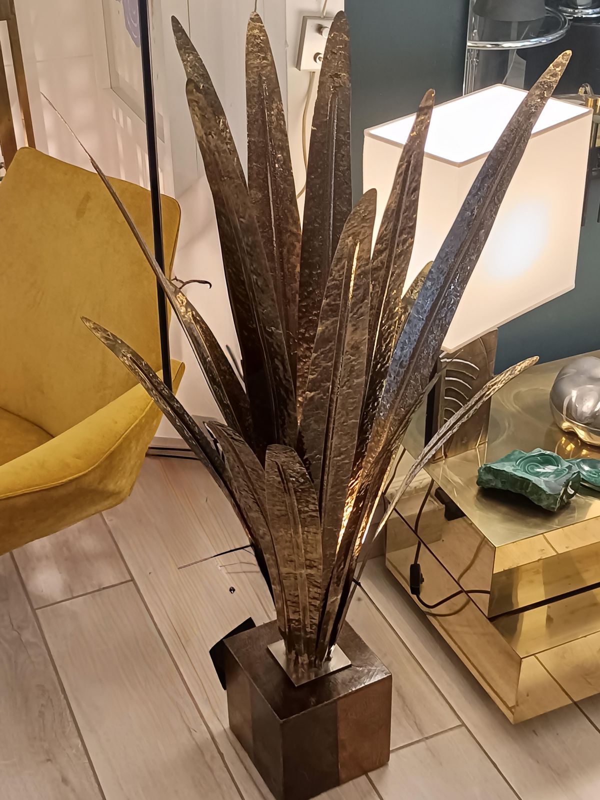 Tommaso Barbi Style Floor/Table Lamp In The Shape Of A Golden Palm, Italy 1960s photo Lighting