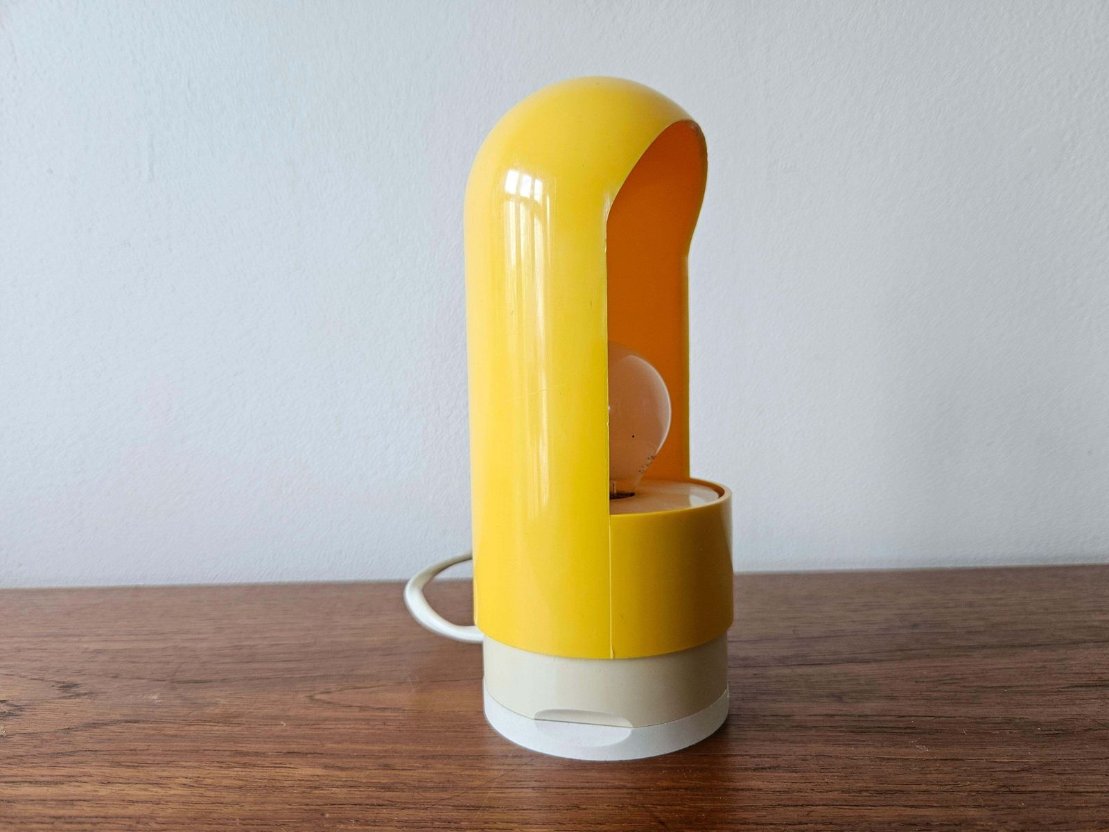Zeldzame mid-century Space Age tafel- of wandlamp 'Astronaut', Italië, jaren 1970. photo for sale