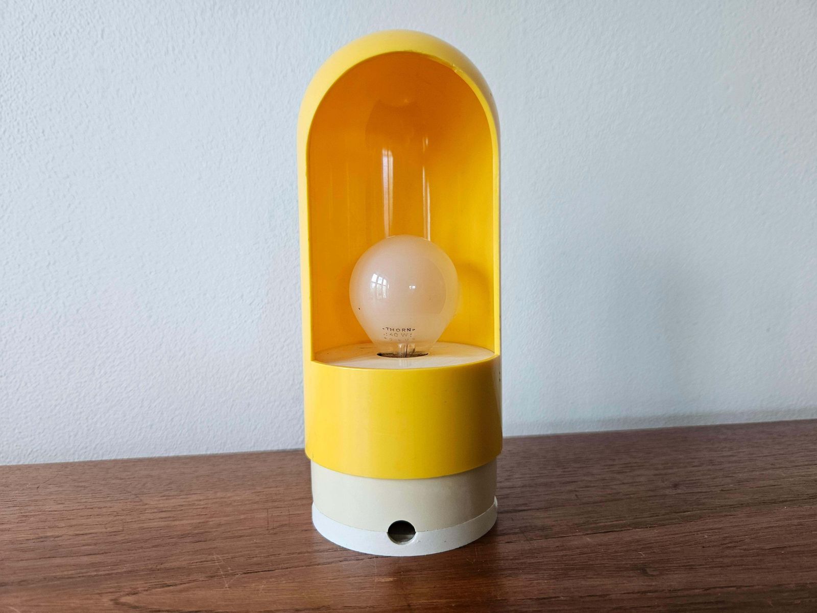 Zeldzame mid-century Space Age tafel- of wandlamp 'Astronaut', Italië, jaren 1970. photo 243.0