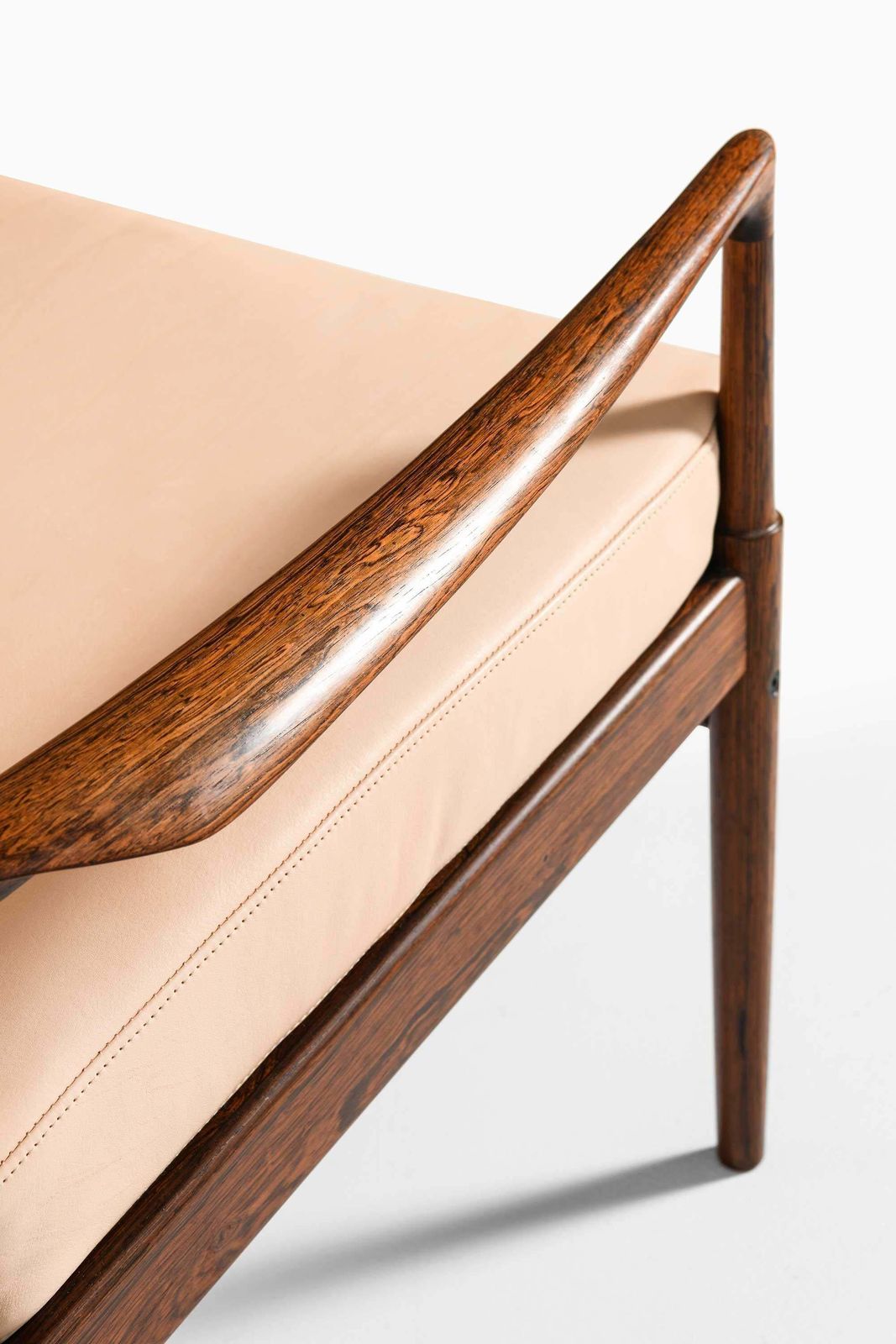 Pair Of Samsö Easy Chairs In Rosewood & Leather By Ib Kofod Larsen, 1950s photo Furniture