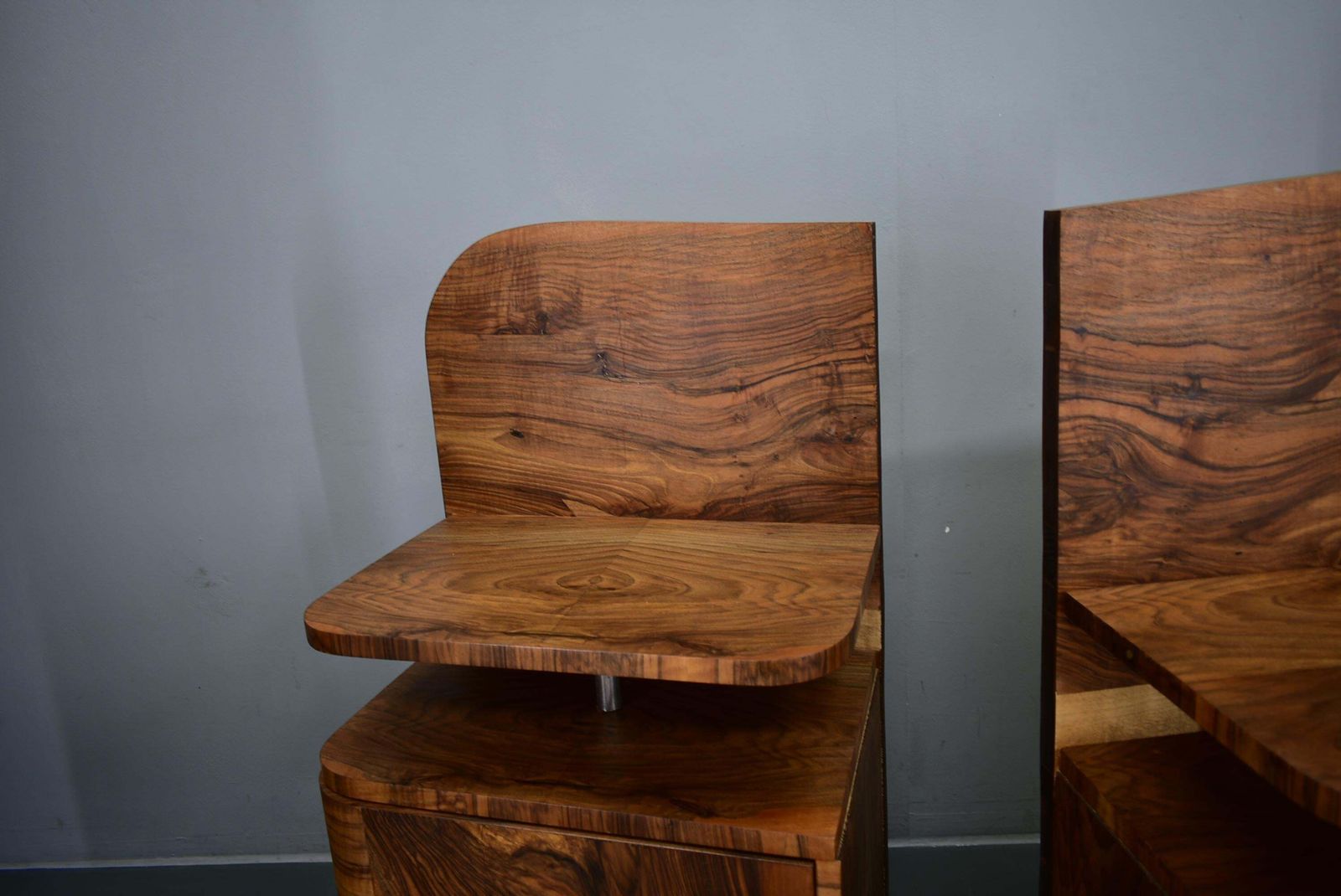 Paire de tables de chevet Art déco, Tchécoslovaquie, 1932 photo furniture