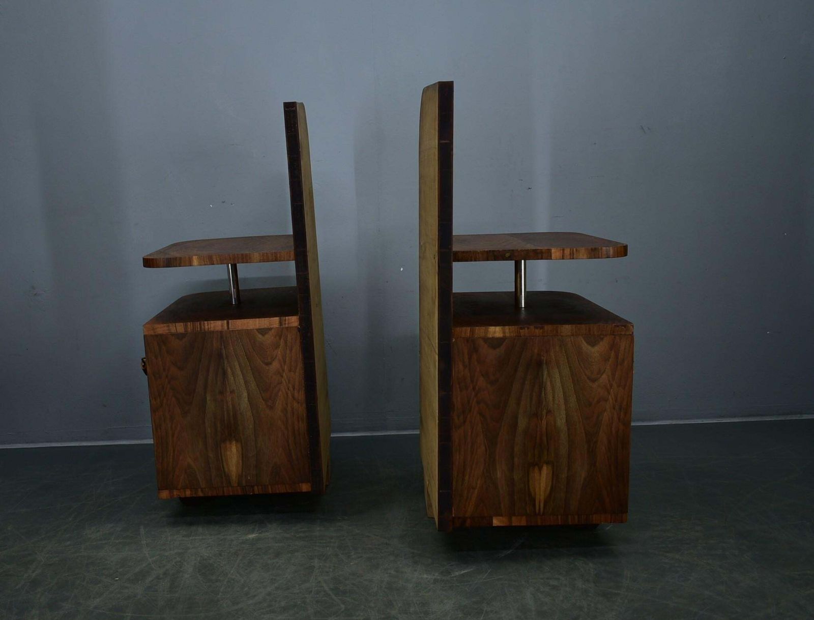 1226.0 Paire de tables de chevet Art déco, Tchécoslovaquie, 1932 photo