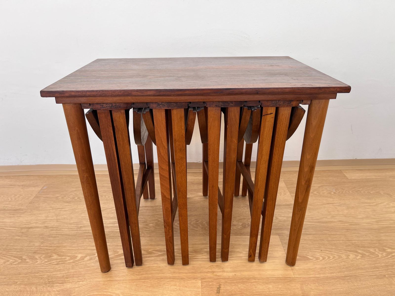 photo for sale Set palissander nesttafels, ontwerp Poul Hundevad, Denemarken, jaren 1960