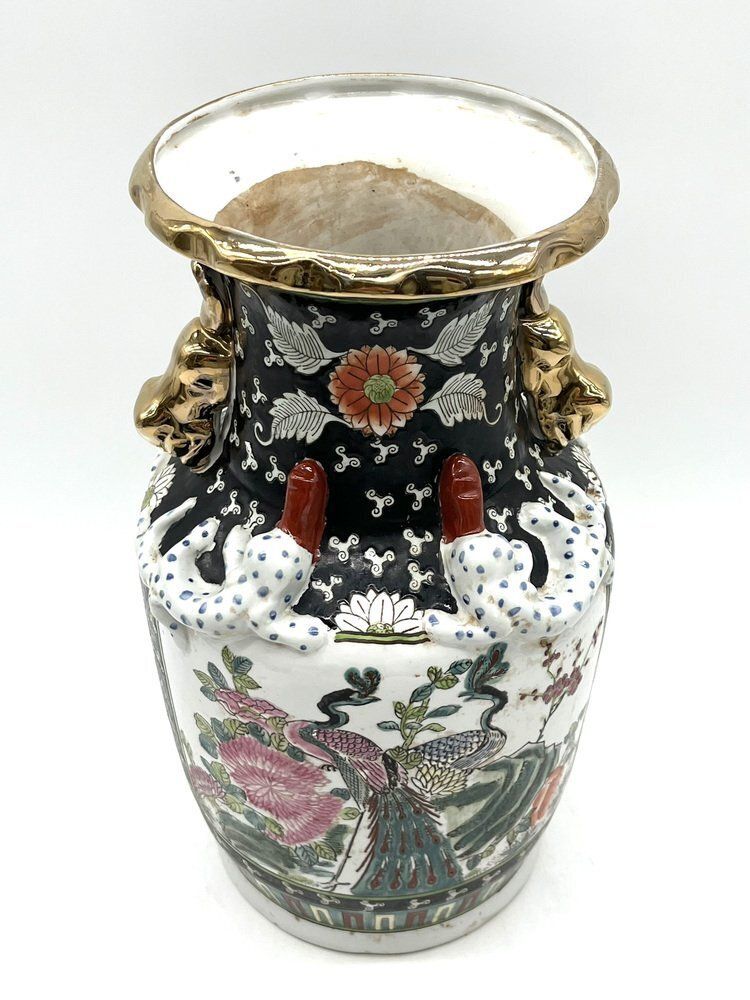 Chinese Qing Dynasty Tongzhi Vase With Peacock Motif, 1862 1874 photo furniture
